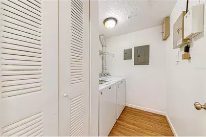 5500 Metrowest Boulevard #14-203, Orlando, FL 32811 - Photo 9