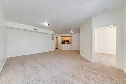 5500 Metrowest Boulevard #14-203, Orlando, FL 32811 - Photo 5