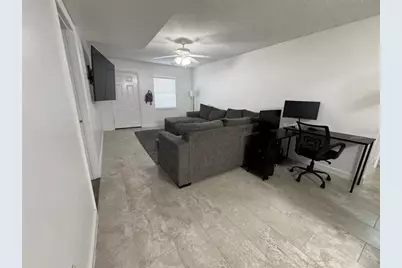 31 Deacon Jones Boulevard #A & B, Orlando, FL 32810 - Photo 3