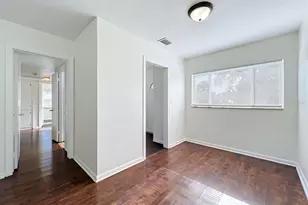 2437 S Myrtle Ave, Sanford, FL 32771 - Photo 11