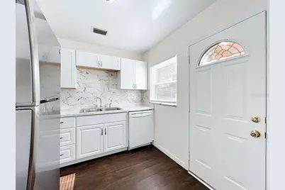 2437 S Myrtle Avenue, Sanford, FL 32771 - Photo 13