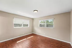 11428 75th Ave, Seminole, FL 33772 - Photo 13