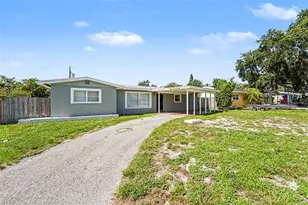 11428 75th Ave, Seminole, FL 33772 - Photo 3