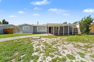 11428 75th Ave, Seminole, FL 33772 - Photo 1