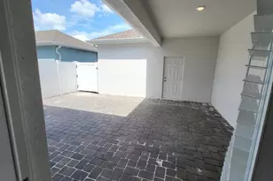 11239 Listening Dr, Orlando, FL 32832 - Photo 9
