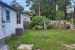 1427 SE 1st Ave, Gainesville, FL 32641 - Photo 7