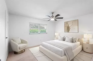 555 62nd St S, Saint Petersburg, FL 33707 - Photo 7