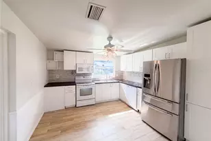 2710 Woodlawn Dr, Winter Haven, FL 33881 - Photo 7