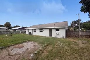 2710 Woodlawn Dr, Winter Haven, FL 33881 - Photo 17