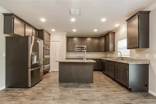 1926 Bell Creek Loop, Fruitland Park, FL 34731 - Photo 5