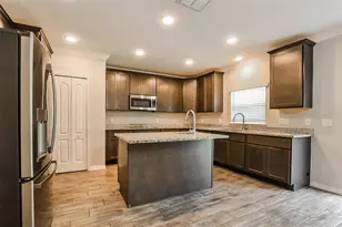 1926 Bell Creek Loop, Fruitland Park, FL 34731 - Photo 7