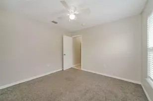 611 Basingstoke Ct, Kissimmee, FL 34758 - Photo 17
