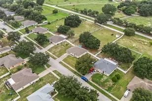 1128 Lakeview Oaks Dr, Minneola, FL 34715 - Photo 35