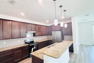 557 Scott Lake Creek Ln, Lakeland, FL 33813 - Photo 5