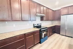 557 Scott Lake Creek Ln, Lakeland, FL 33813 - Photo 7
