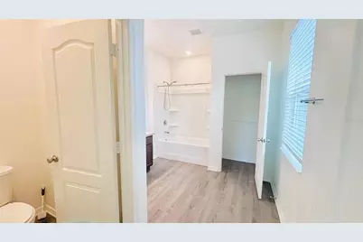 557 Scott Lake Creek Ln, Lakeland, FL 33813 - Photo 17