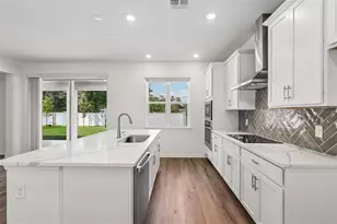 2692 Cavanaugh Dr, Orlando, FL 32817 - Photo 13