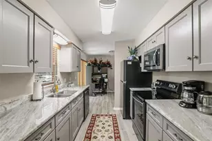 11253 S Apopka Vineland Rd, Orlando, FL 32836 - Photo 11