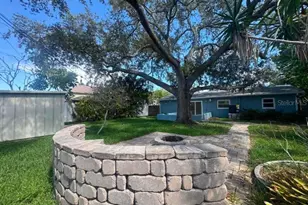 1865 Nebraska Ave NE, Saint Petersburg, FL 33703 - Photo 21