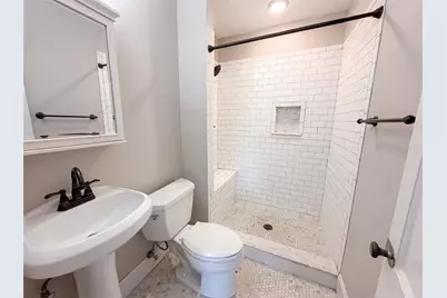 1521 W River Shore Way, Tampa, FL 33603 - Photo 5