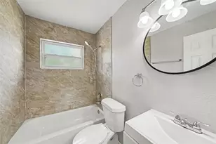 10410 N 27th St, Tampa, FL 33612 - Photo 13