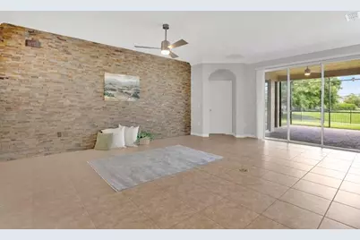 105 E Cherry Place, Deland, FL 32724 - Photo 9
