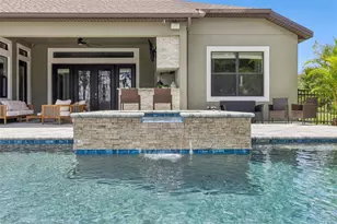 2590 Lk Mnr Dr, Land O Lakes, FL 34639 - Photo 25