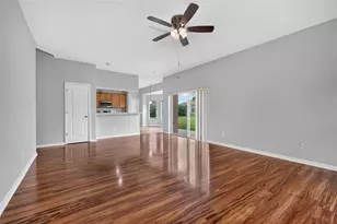 9931 Heron Pointe Dr, Orlando, FL 32832 - Photo 9