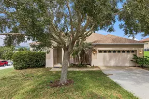 780 Lakeview Pointe Dr, Clermont, FL 34711 - Photo 1