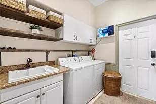 5713 Liberty Garden Ct, Orlando, FL 32819 - Photo 27