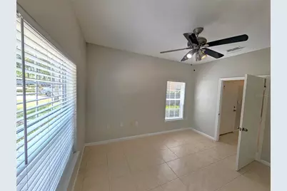 6212 Ashbury Palms Drive, Tampa, FL 33647 - Photo 9