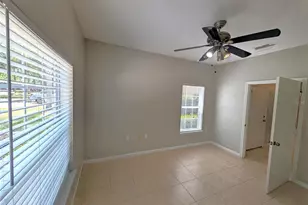 6212 Ashbury Palms Dr, Tampa, FL 33647 - Photo 9