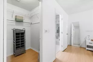 6074 Peregrine Ave, Orlando, FL 32819 - Photo 19