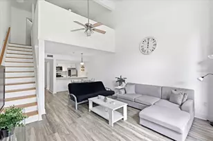 6074 Peregrine Ave, Orlando, FL 32819 - Photo 13