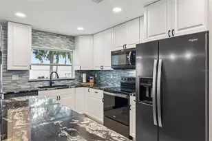 1000 N Lakeshore Blvd, Howey in the Hills, FL 34737 - Photo 11