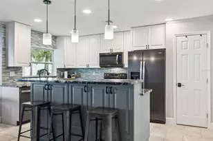 1000 N Lakeshore Blvd, Howey in the Hills, FL 34737 - Photo 9