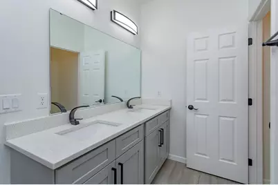 1022 36th, Orlando, FL 32805 - Photo 15