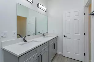 1022 36th, Orlando, FL 32805 - Photo 15