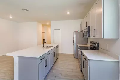 1022 36th, Orlando, FL 32805 - Photo 5