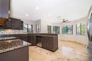 4651 Tiffany Woods Cir, Oviedo, FL 32765 - Photo 9