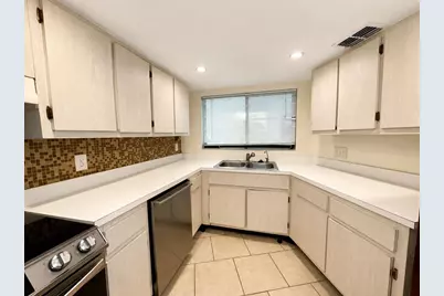 1068 Lotus Parkway #815, Altamonte Springs, FL 32714 - Photo 5