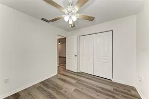 2046 Old Trevor Way, Sarasota, FL 34232 - Photo 19