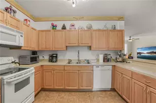 3141 Sun Lake Ct, Kissimmee, FL 34747 - Photo 9