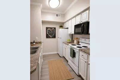 911 N Orange Avenue #430, Orlando, FL 32801 - Photo 7