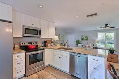 3472 Queens Street, Sarasota, FL 34231 - Photo 13