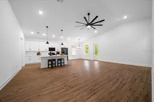 11188 Seattle Wren Ave, Weeki Wachee, FL 34614 - Photo 39