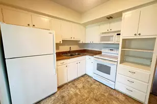 4032 57th St N, Kenneth City, FL 33709 - Photo 13