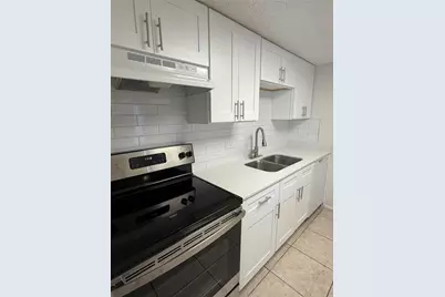 4911 Silver Oaks Village #F, Orlando, FL 32808 - Photo 3