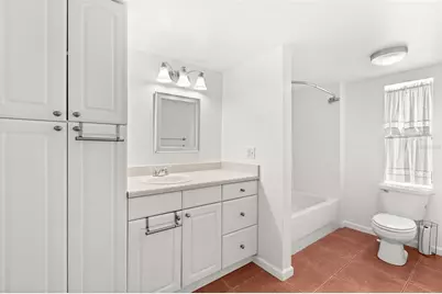 1000 S Semoran Boulevard #302, Winter Park, FL 32792 - Photo 9