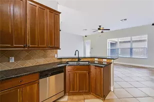 1530 Tally Cir, Oviedo, FL 32765 - Photo 3